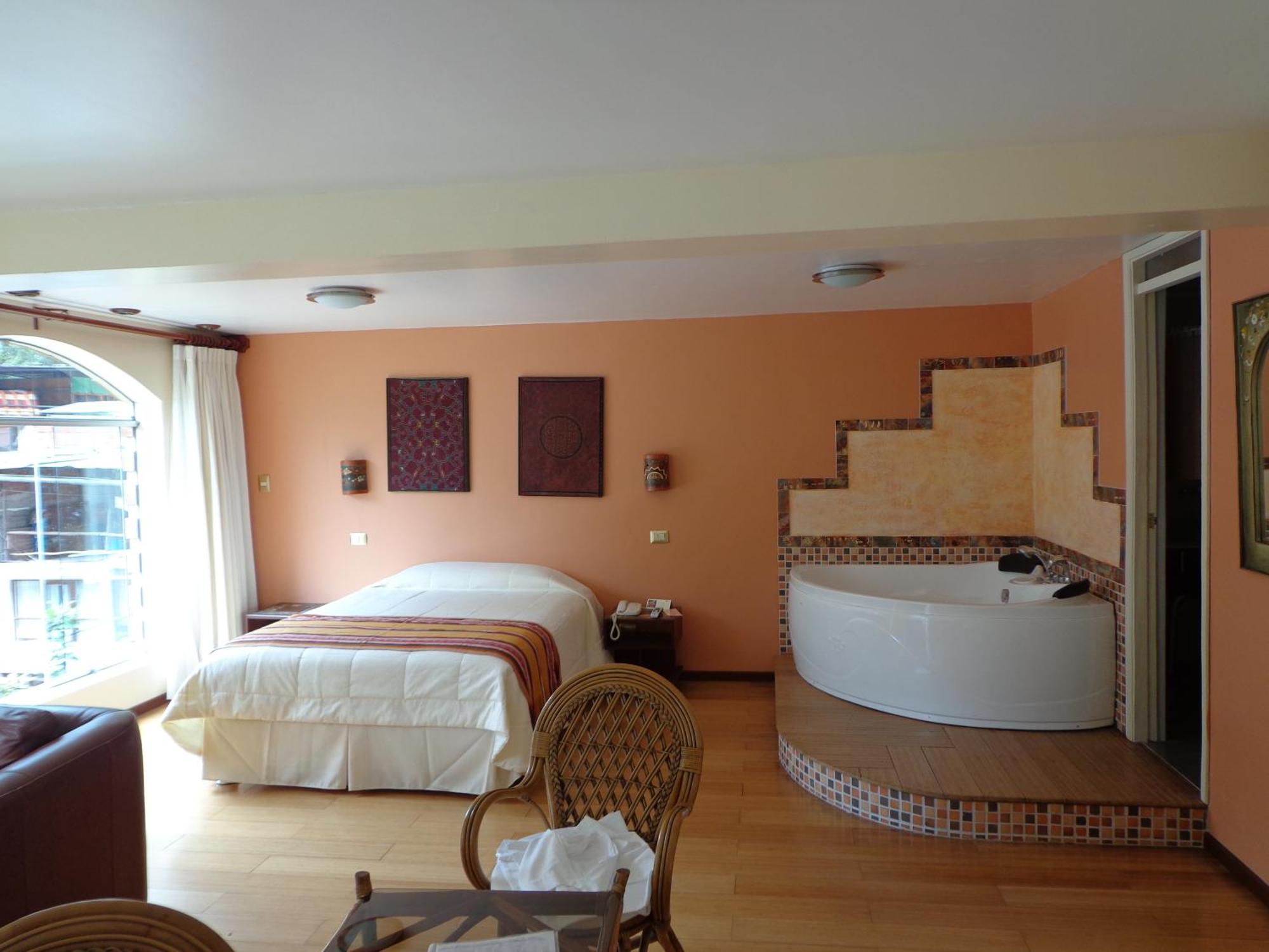 Hotel Taypikala Machupicchu Екстер'єр фото
