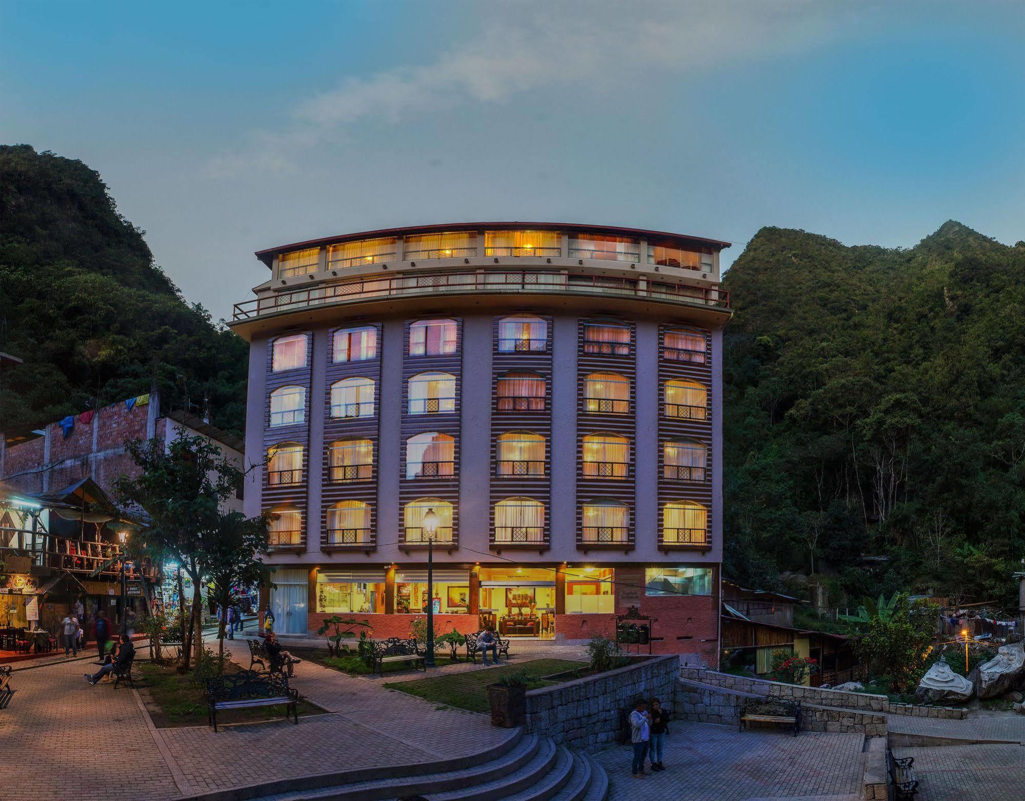 Hotel Taypikala Machupicchu Екстер'єр фото